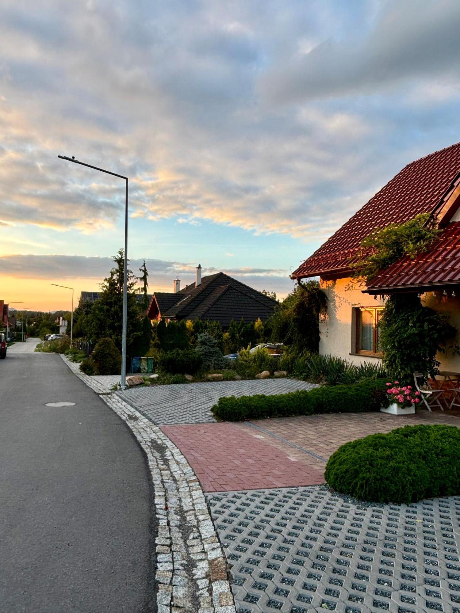 Apartamento Wisniowy Sad Kudowa-Zdrój Exterior foto